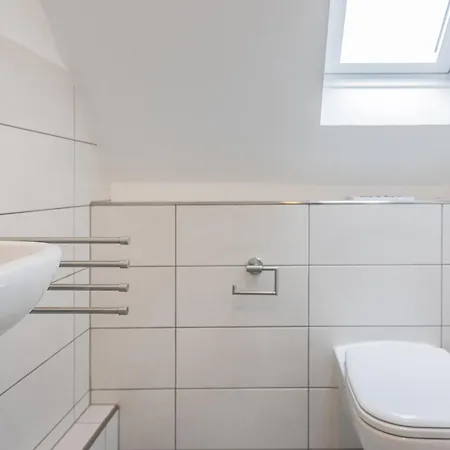 50037... Дом отдыха Каролинензиль